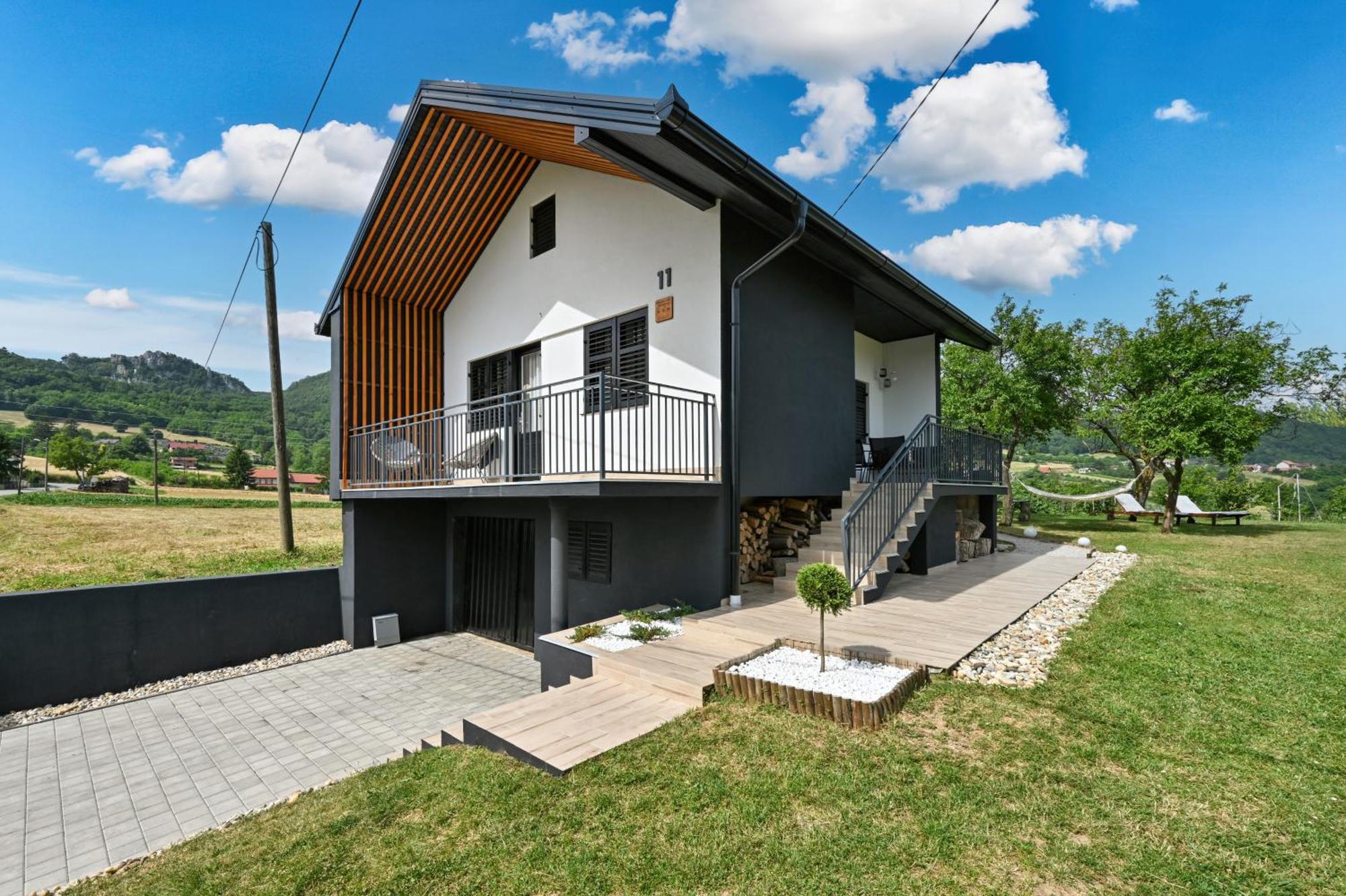 Vacation Home - Nest Kalnik エクステリア 写真